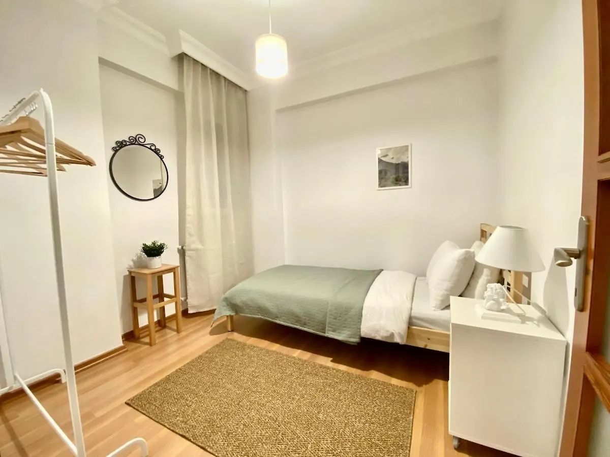 Apartment Central & Spacious Flat - No5 Istanbul
